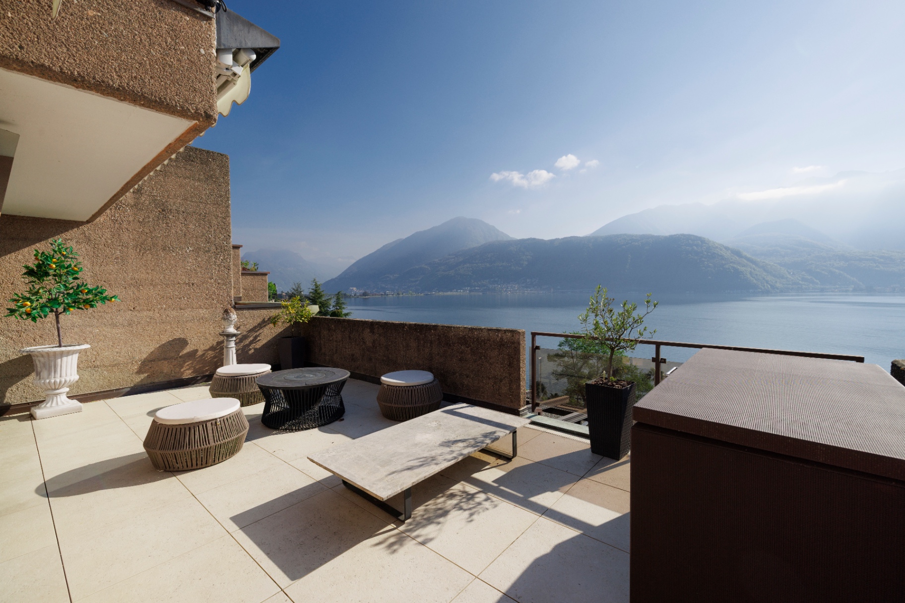 Terrace lounge with lake view