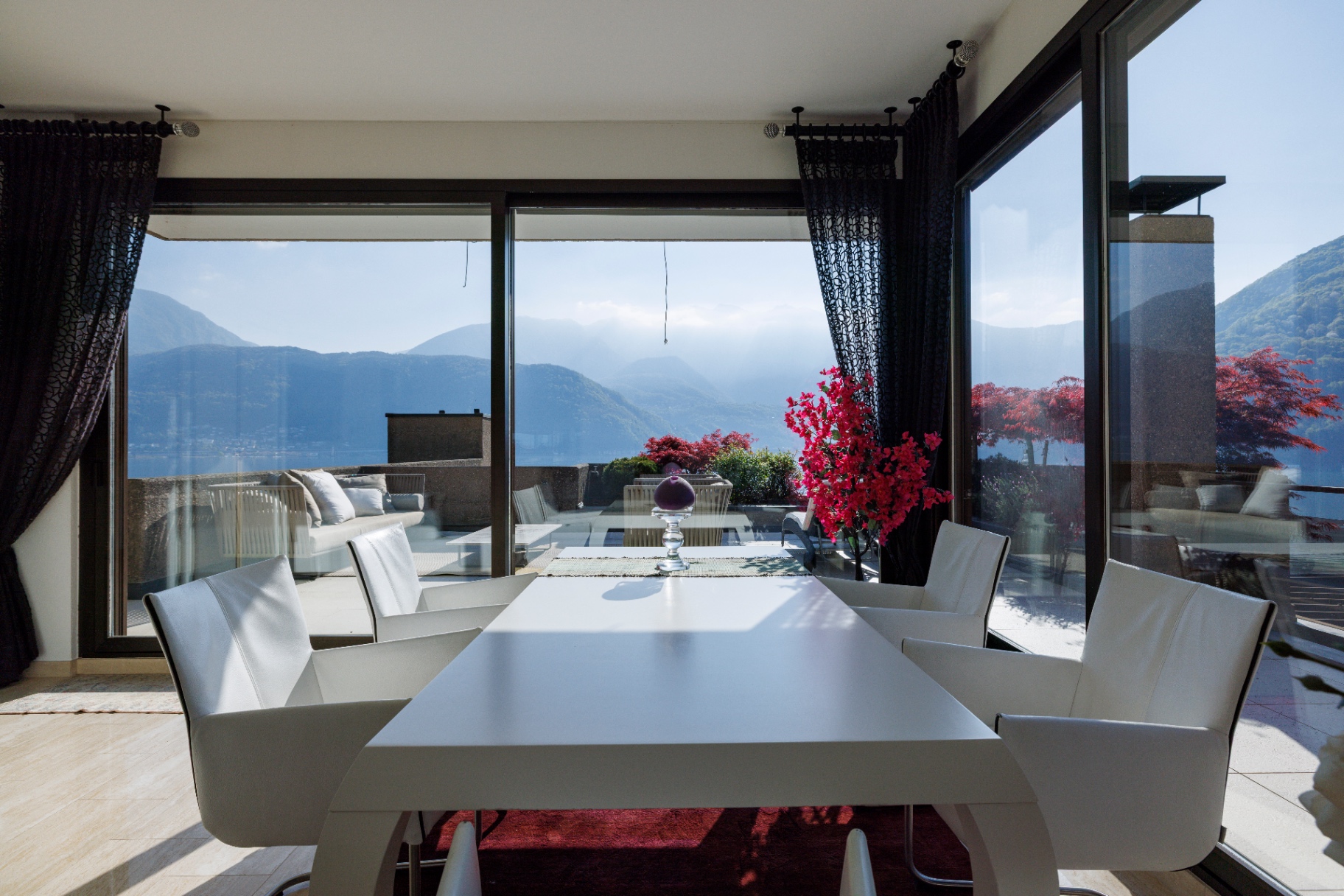 Dining room with lake view